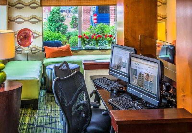 Fairfield Inn & Suites-Washington Dc Bagian luar foto